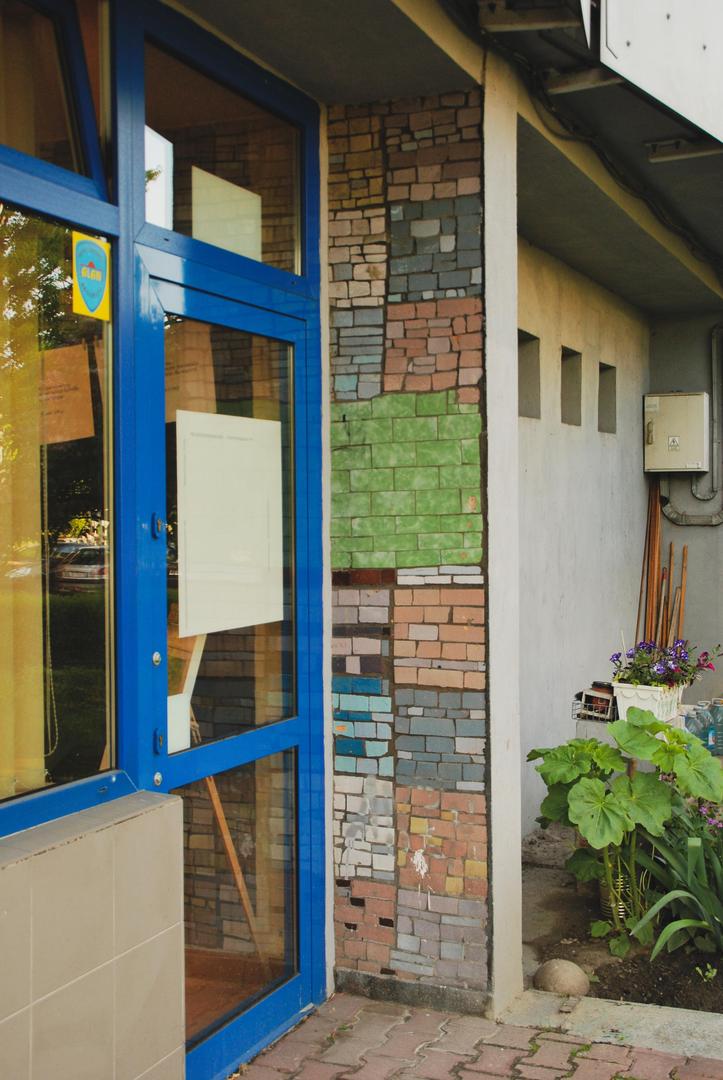 Mozaiki z PRL-u w Tychach - zdjęcia. Gdzie je znaleźć?