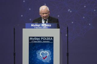 Sondaż: jak Polacy oceniają rząd PiS? Wyniki dają do myślenia  