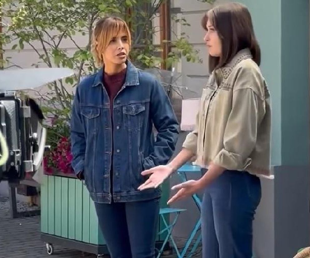 M jak miłość. Kama (Michalina Sosna), Ania (Alina Szczegielniak)