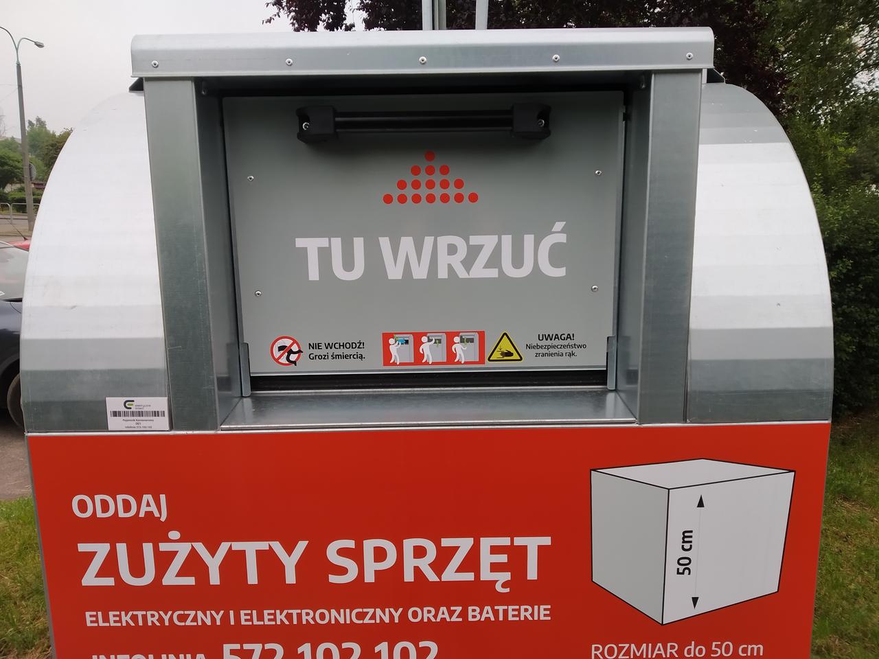 Zamiast śmieci będą ule - pojemniki na elektrośmieci trafią na ulice Radomia 