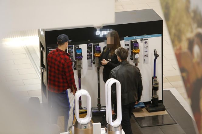 Maciej Zakościelny - męska wyprawa po odkurzacz