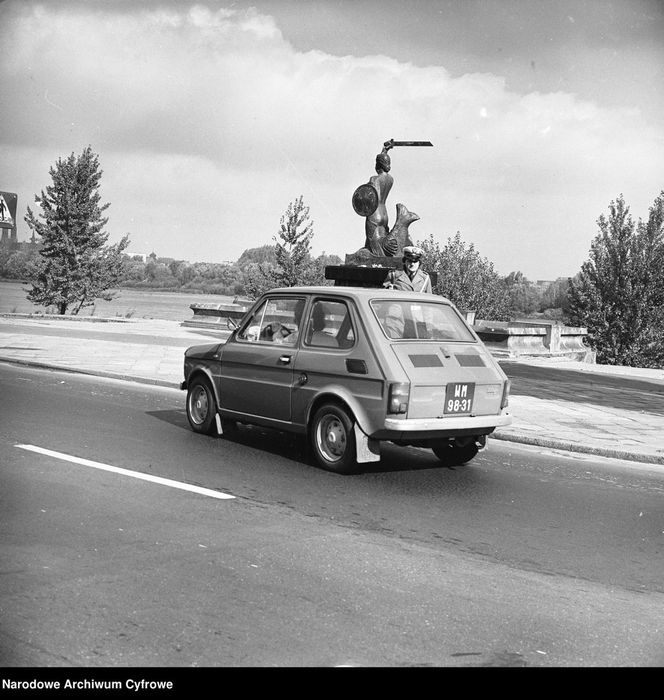 Polski Fiat 126p: Historia "malucha", który zmotoryzował Polskę