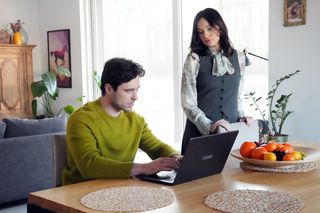 	Barwy szczęścia odc. 3211 nowy sezon. Natalia (Maria Dejmek), Cezary Rawicz (Marcel Opaliński)