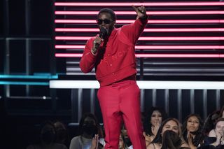 Nowe pozwy przeciwko słynnemu raperowi. Diddy miał zgwałcić 13-latkę