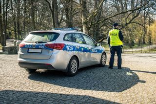 39-latek zaatakował policjantów nożem. Mężczyzna nie żyje