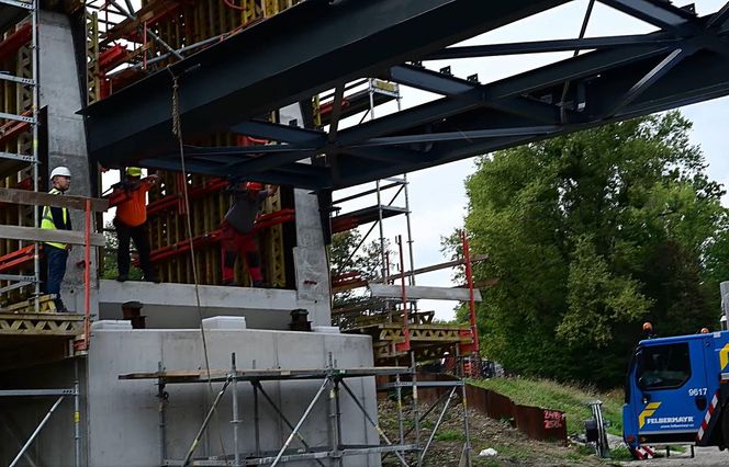 Nowy most połączy Polskę z Czechami. Chodzi o kładkę nad Olzą