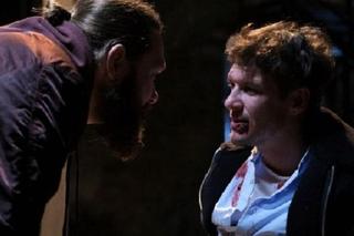 M jak miłość odc. 1808. Gangster Robert (Kamil Drężek), Marcin (Mikołaj Roznerski)