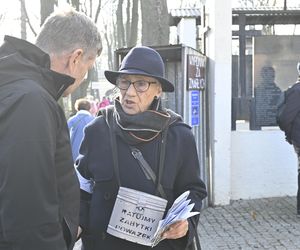 Gwiazdy kwestują na Powązkach