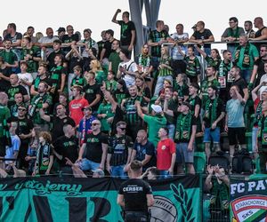 To było wielkie święto futbolu w Starachowicach. A oprawa kibiców SZTOS