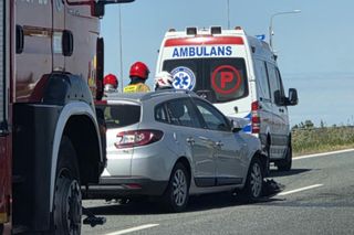 Zderzenie dwóch aut na S5 w Żninie! Trzy osoby trafiły do szpitala [ZDJĘCIA]