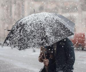Nad Polskę dotrą śnieżyce i mróz. Synoptycy wskazali, gdzie będzie najzimniej