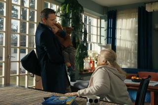 Barwy szczęścia odc. 3018: Bruno (Lesław Żurek), Tadzio (Józio Trojanowski), Amelia (Stanisława Celińska)