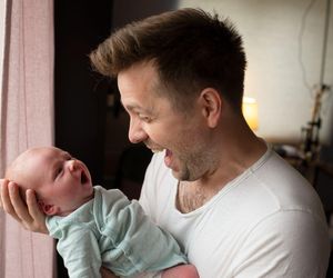 Przed wami pierwszy Dzień Ojca? To maluch może podarować swojemu tacie