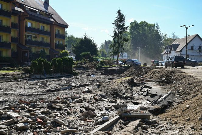 Skutki powodzi w Stroniu Śląskim