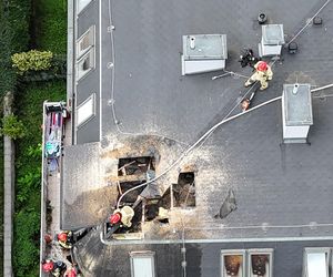 Pożar poddasza na Grochowie. Ewakuacja kilkudziesięciu osób