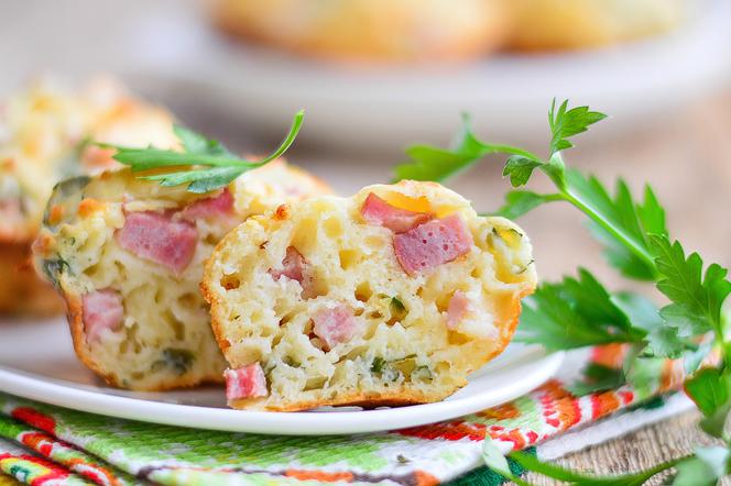 Wytrawne muffinki z serem i boczkiem- idealne na śniadanie i lunch