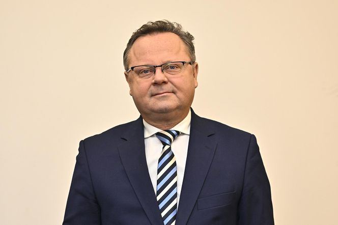 Polityk pod lupą. Andrzej Szejna tłumaczy się z drogich zegarków.