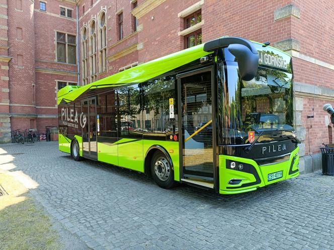 Gdańsk testuje autobus elektryczny. Tak wygląda pojazd [GALERIA] 