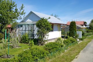 Metro do ogródków działkowych, czyli planowanie miasta po warszawsku. O co chodzi urzędnikom?