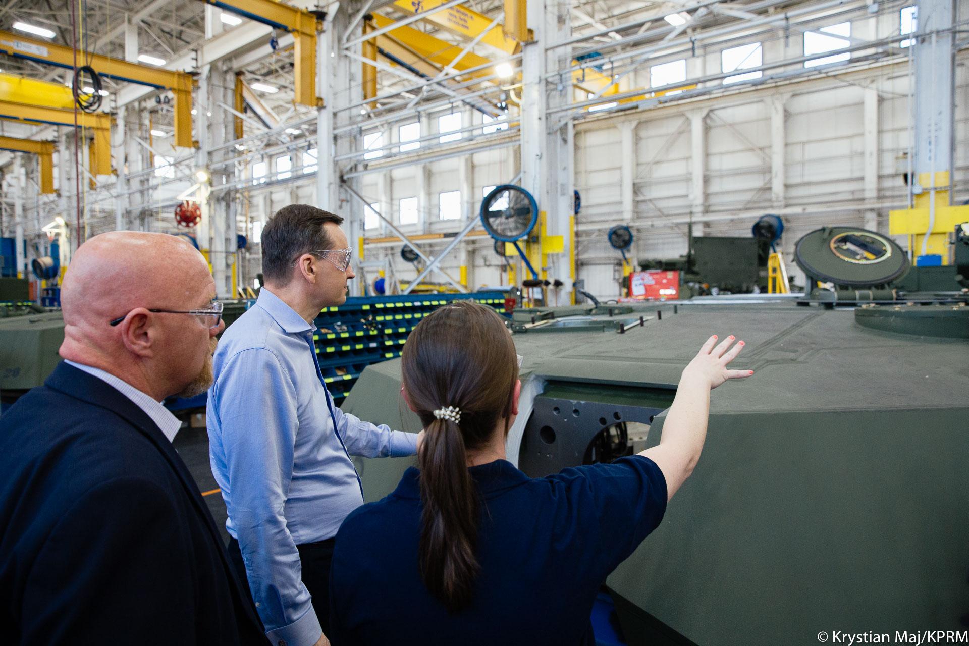 Morawiecki odwiedził zakłady ANAD Anniston Army Depot w Alabamie