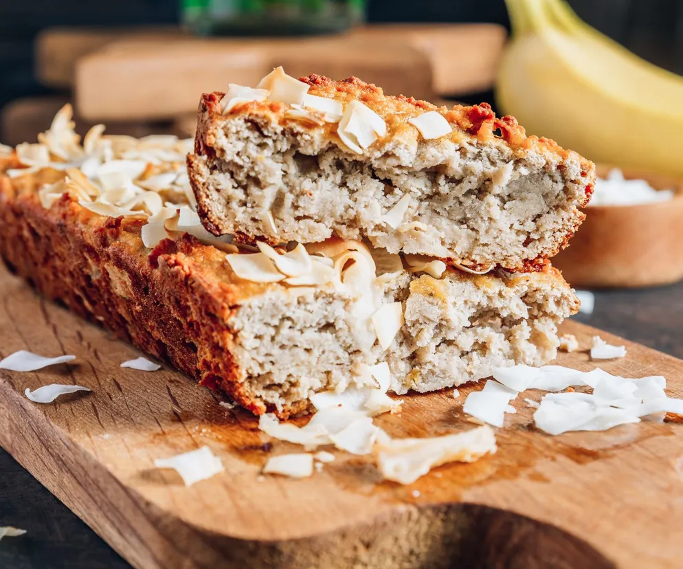 Placek kokosowy z gorzką czekoladą. Fit ciasto bez mąki, tłuszczu i cukru