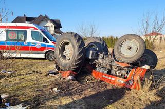 Wypadek w sadzie. 71-letni rolnik przygnieciony przez ciągnik!