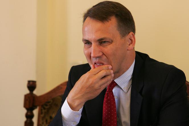 Sikorski napisał papież przez rz