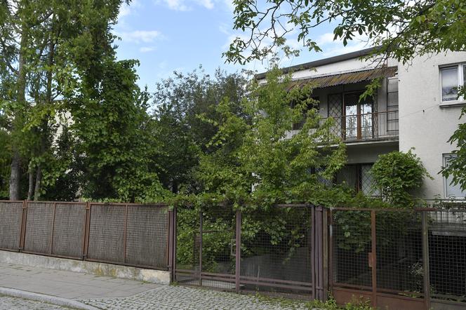 Jarosław Kaczyński musi sprzedać dom?!
