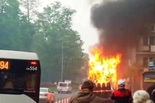 Pożar busa w Krakowie. Utrudnienia pod Jubilatem