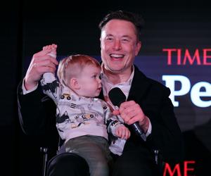 Elon Musk pokazał syna, którego nazwał X AE A-XII! Podobieństwo szokuje, chłopiec niczym klon