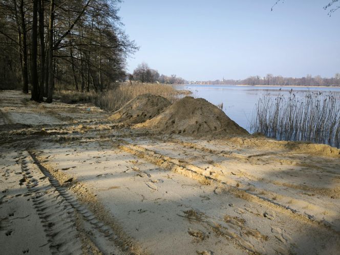 Osieczna przygotowuje plaże na Stanisławówce 