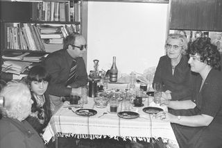 QUIZ PRL. Jajko kontra mazurek. Sprawdź, jak dobrze znasz wielkanocne menu z PRL-u?