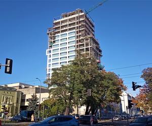 Dawny wieżowiec TVP zmienia się w apartamentowiec