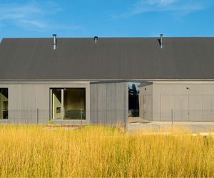Bryła i wnętrza minimalistycznego domu