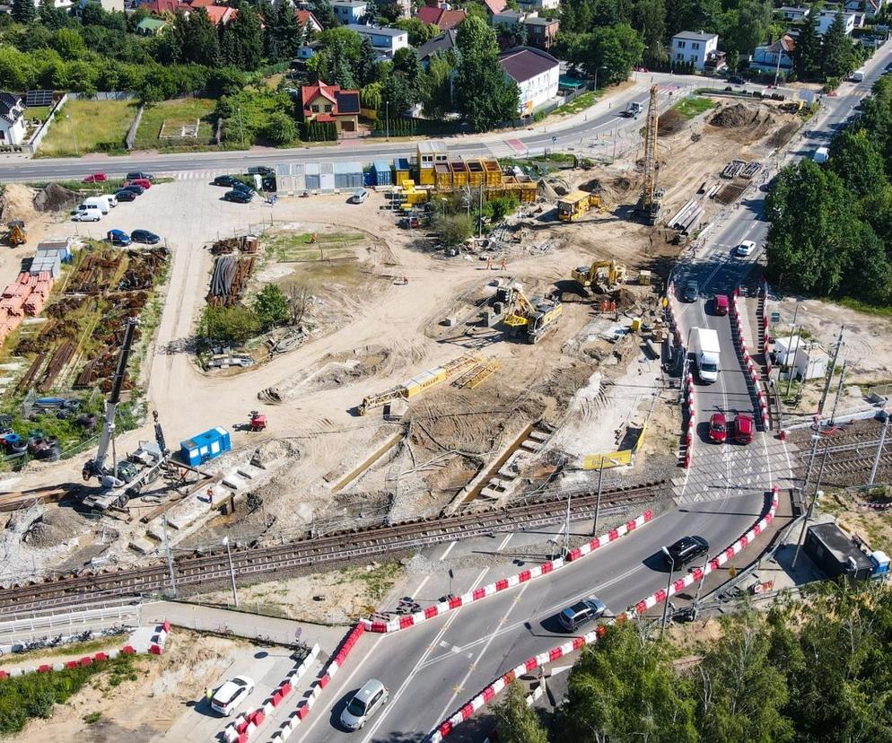 Powstają pierwsze elementy przejazdu pod torami i zbiornik retencyjny na granicy Poznania i Plewisk 