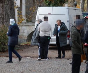 Zrobili z aktorów lalki