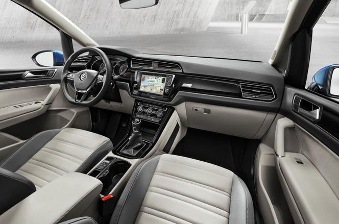 2015 Volkswagen Touran III generacji