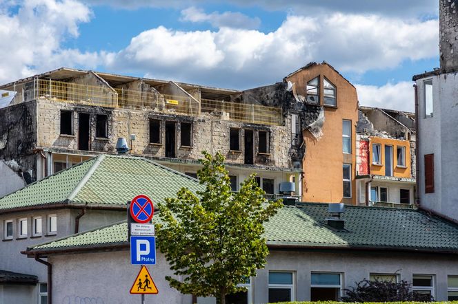 Blok w Ząbkach po pożarze