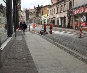 Trwa naprawa torowiska na Wybickiego w Grudziądzu