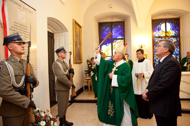 Odsłonięcie tablicy w kaplicy Pałacu Prezydenckiego 