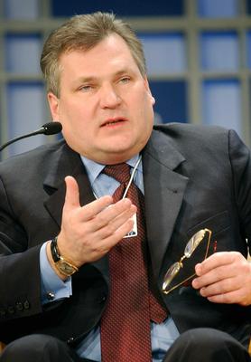 Aleksander Kwaśniewski - zdjęcie z roku 2002