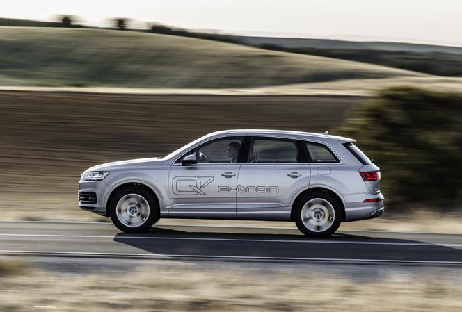 Audi Q7 e-tron 3.0 TDI quattro