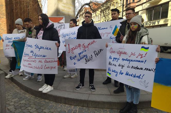 Wsparcie dla Ukrainy od międzynarodowych studentów z Torunia [AUDIO, ZDJĘCIA]