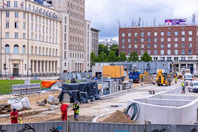 Parking podziemny pod placem Powstańców Warszawy w budowie