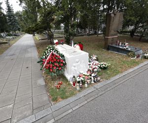 Tak wygląda grób Kornela Morawieckiego w 6. rocznicę śmierci