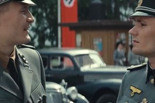 Zatoka szpiegów 2 sezon odc. 2. Heinrich Engel (Michał Balicki), Franz Neumann (Bartosz Gelner)