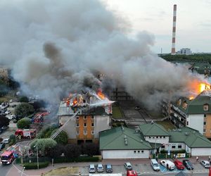 Pożar bloku mieszkalnego w Ząbkach 