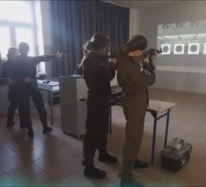 Wirtualna stzrelnica w ZSAiO w Moszczanicy