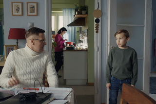 M jak miłość odc. 1733. Piotrek (Marcin Mroczek), Misiek (Aleksander Bożyk), Kinga (Katarzyna Cichopek)