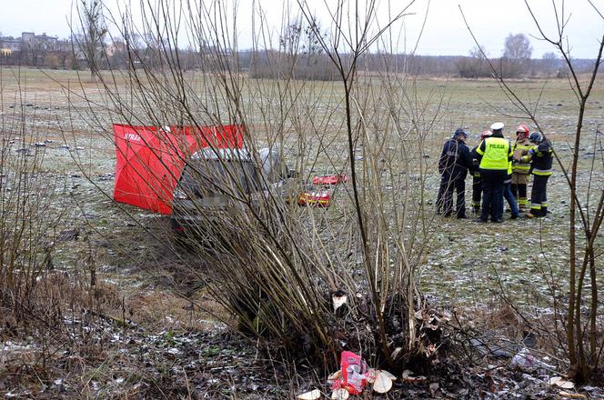 Śmiertelne potrącenie w powiecie nakielskim. Nie żyje 63-letnia kobieta! [ZDJĘCIA]